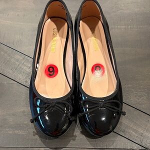 Cushionaire Black Patent Leather low heel Ballet Slipper Shoe